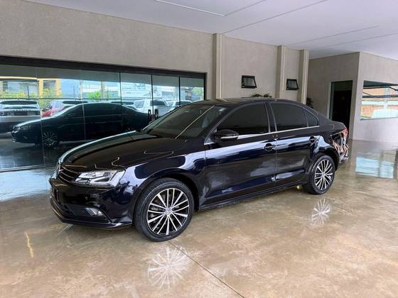 VOLKSWAGEN JETTA 2.0 TSI HIGHLINE 211CV GASOLINA 4P TIPTRONIC